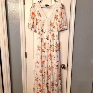 J GEE Smocked Boho floral dress